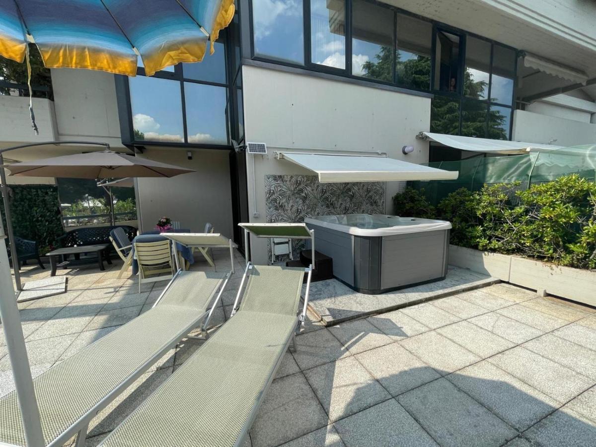 Garda Fantasy Paradise Silver O Gold Ντεζεντσάνο ντελ Γκάρντα Εξωτερικό φωτογραφία